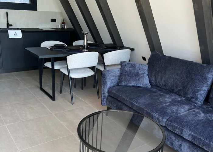 Nikis House Beograd *